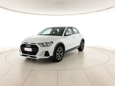 Usata Audi A1 Admired 110 CV (80 kW) 2022 Bianco ghiacciaio metallizzato SUV