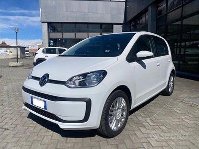 Usata VW up! move up! 65 CV (47 kW) 2023 Bianco Utilitaria