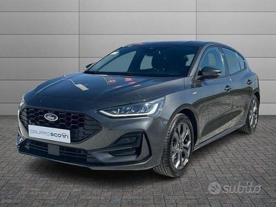 Usata Ford Focus ST-Line 125 CV (91 kW) 2022 Grigio Station wagon