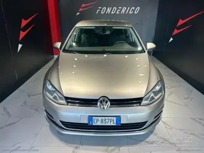 Usata VW Golf VII Highline 105 CV (77 kW) 2013 Grigio Berlina