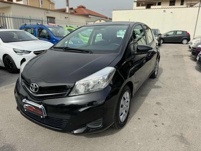 usata Toyota Yaris 1.0 69cv Active 120Mila km