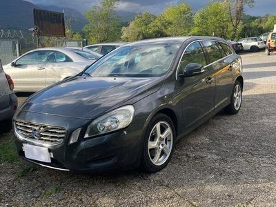 Usata Volvo V60 Kinetic 163 CV (119 kW) 2010 Grigio Station wagon