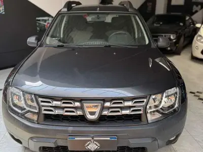 Usata Dacia Duster Ambiance 90 CV (66 kW) 2015 Grigio SUV