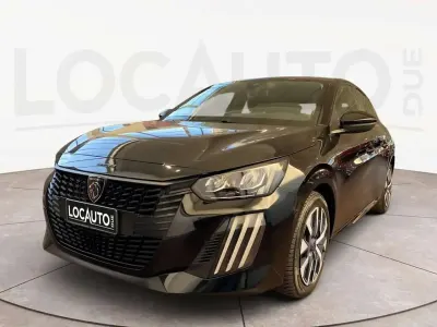 Usata Peugeot 208 Active 75 CV (55 kW) 2024 Nero Utilitaria
