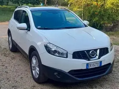 Usata Nissan Qashqai 150 CV (110 kW) 2011 Bianco SUV