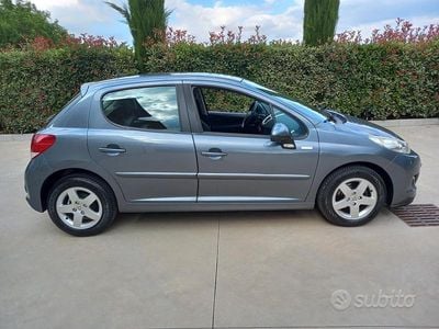Usata Peugeot 207 Sport 70 CV (51 kW) 2010 Grigio Berlina
