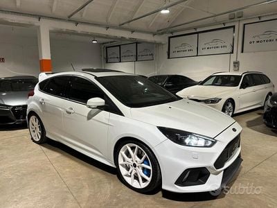Käytetty Ford Focus RS 350 HP (257 kW) 2017 Valkoinen Sedan