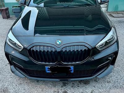 Begagnad BMW 1M M Sport 150 HK (110 kW) 2022 Svart Sportkupé