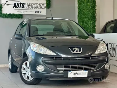 Usata Peugeot 206 60 CV (44 kW) 2010 Grigio Berlina