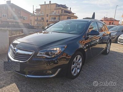 Usata Opel Insignia 136 CV (100 kW) 2016 Nero Station wagon