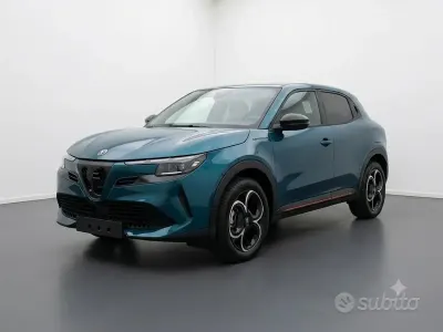Usata Alfa Romeo GT Junior Edizione Speciale 136 CV (100 kW) 2025 Blu/azzurro SUV