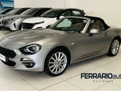 Usata Fiat 124 Spider Lusso 140 CV (102 kW) 2018 Grigio Cabrio