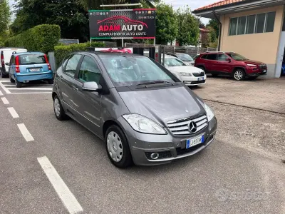 Usata Mercedes A160 Premium 95 CV (69 kW) 2011 Marrone Berlina