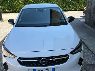 Usata Opel Corsa Edition 75 CV (55 kW) 2023 Utilitaria