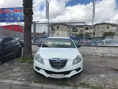 Usata Lancia Delta Gold 120 CV (88 kW) 2012 Bianco Utilitaria