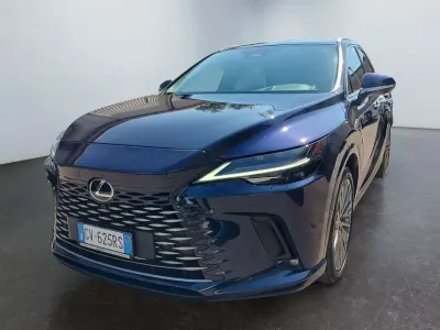 Usata Lexus RX450h Luxury Line 309 CV (227 kW) 2024 Blu/azzurro SUV