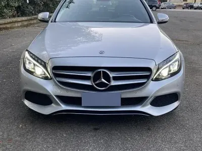 Usata Mercedes 200 136 CV (100 kW) 2019 Grigio Station wagon