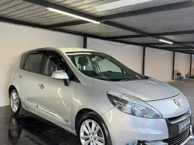 Usata Renault Scénic III XMOD 110 CV (80 kW) 2013 Grigio Monovolume