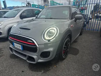 Begagnad Mini John Cooper Works 231 HK (169 kW) 2020 Grå Halvkombi