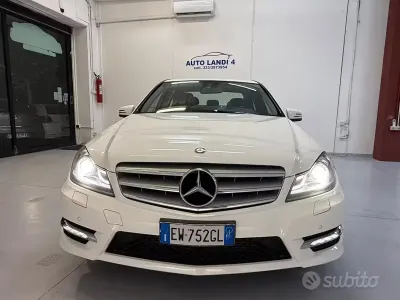 Usata Mercedes C220 Avantgarde 170 CV (125 kW) 2014 Bianco Berlina