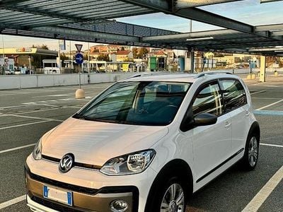VW cross up!