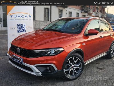 Usata Fiat Tipo Cross 100 CV (73 kW) 2021 Arancione Berlina