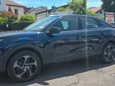 Usata Citroën C4 PureTech 136 CV (100 kW) 2024 Bluazzurro SUV