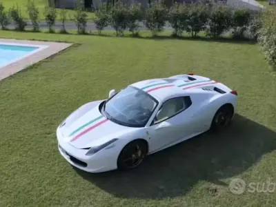 Usata Ferrari 458 566 CV (416 kW) 2013 Bianco Cabrio