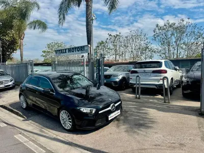 Usata Mercedes A180 116 CV (85 kW) 2018 Nero Berlina