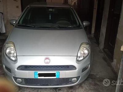 Usata Fiat Punto 75 CV (55 kW) 2014 Grigio Utilitaria