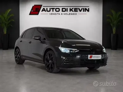 Usata VW Golf VIII 110 CV (80 kW) 2021 Grigio Berlina