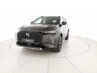 Neu DS Automobiles DS7 Crossback 131 PS (96 kW) 2025 Grau SUV