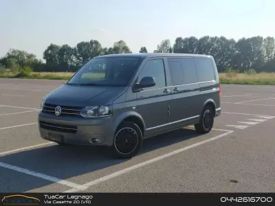 Usata VW Multivan Highline 179 CV (131 kW) 2010 Grigio Monovolume
