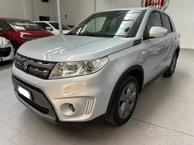 Usata Suzuki Vitara Cool 120 CV (88 kW) 2016 Grigio SUV