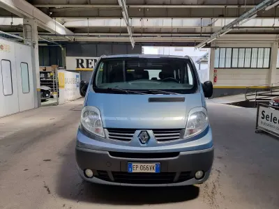 Begagnad Renault Trafic 114 HK (83 kW) 2013 Blå Minibuss