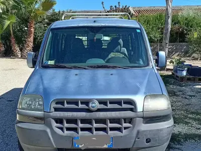 Usata Fiat Doblò 2005 Blu Monovolume
