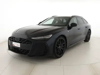 Nuova Audi A6 S-Line 204 CV (150 kW) 2025 Blu firmamento metallizzato Station wagon