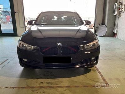 Usata BMW 320 Sport Line 183 CV (134 kW) 2015 Nero Station wagon