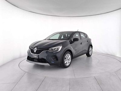 Usata Renault Captur Equilibre 94 CV (69 kW) 2023 Blu marine SUV