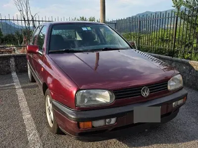 Usata VW Golf III 75 CV (55 kW) 1993 Berlina