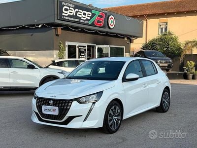 Usata Peugeot 208 Allure 75 CV (55 kW) 2020 Bianco Utilitaria
