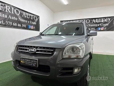 Usata Kia Sportage Active 140 CV (102 kW) 2007 Grigio SUV