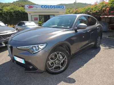 Usata Alfa Romeo Stelvio Sprint 190 CV (139 kW) 2022 Antracite metallizzato SUV
