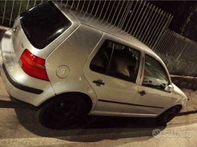 VW Golf IV