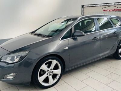 usata Opel Astra 2.0 CDTI 160CV Sports Tourer Cosmo SPORT