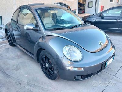 Usata VW Beetle 105 CV (77 kW) 2007 Utilitaria