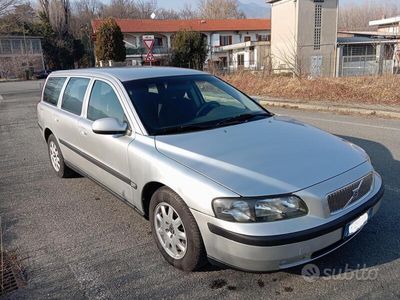 usata Volvo V70 V70 2.4i 20V (140CV) cat