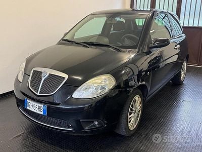 Gebraucht Lancia Ypsilon 60 PS (44 kW) 2009 Schwarz Kleinwagen