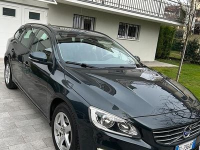 Käytetty Volvo V60 115 HP (84 kW) 2013 Harmaa Farmari