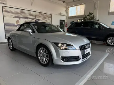 Usata Audi TT Roadster Design 200 CV (147 kW) 2007 Grigio Cabrio